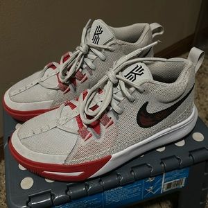 Nike Kyrie Irving shoes